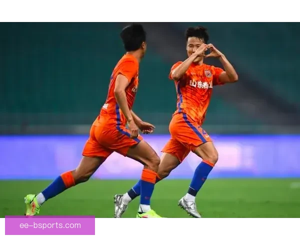 菅原由势小角度爆射破门助队取得关键胜利